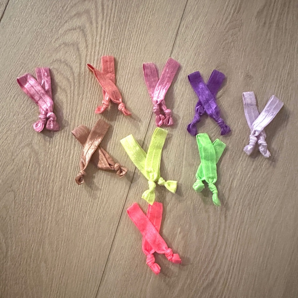 NWT Colorful NO PULL Elastic Hair Ties Set Nine Sets 18 Total!! 🎀💈